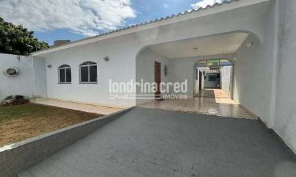 Ótima casa à Venda no Jardim Califórnia: Espaço e Conforto com 4 Quartos, 3 Banheiros e 4 Vagas de