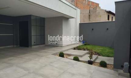 Casa com conceito moderno, ótima localização, possuindo 03 quartos, sendo 01 suíte, 2 banheiros, sa