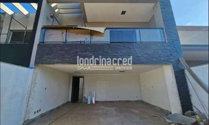 Lindo Sobrado Amplo e Moderno em Londrina: 205,70 m², 3 Suítes (1 Master com Hidro), Área Gourmet,