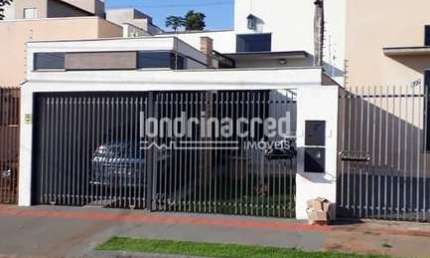 Linda Casa à Venda no Portal de Versalhes: 3 Quartos, Sendo 1 Suíte com Armários Planejados, por Ap