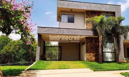 Sobrado de Alto Padrão no Condomínio Bella Vitta - 253 m², Vista Privilegiada, Amplo Quintal, Pisci