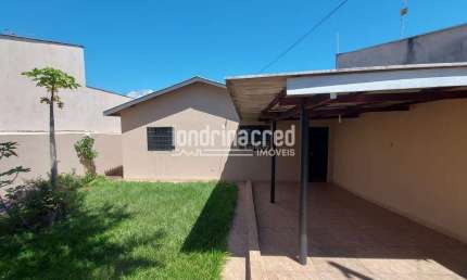 Casa zona leste de Londrina, Giovani Lunardelli, 02 Quartos, excelente localização, próxima à Aveni