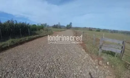 Excelente Sítio localizado em Santo Antonio da Platina.ÁREA TOTAL: 78.000m²