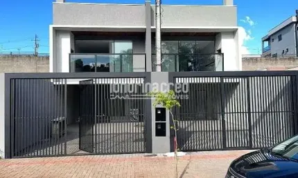 Casa Parque Tauá: Aconchegante residência de 110m² com 2 quartos, suíte, churrasqueira na sacada e
