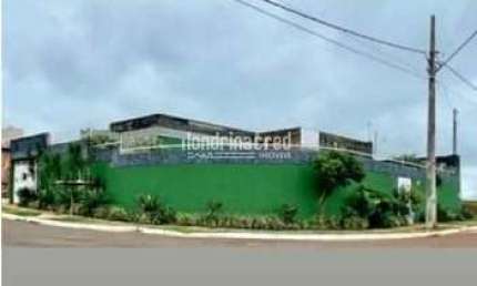 Imóvel de Esquina em Cambé – Casa com 2 Quartos + Área de Lazer de 140m² com Piscina, Churrasqueira