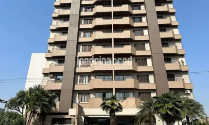 Amplo Apartamento no Edifício Ilha da Madeira – 124m², 3 Quartos, Varanda com Vista Panorâmica e La