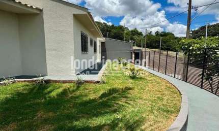 Linda Casa no Jardim Columbia D – 2 Quartos (1 Suíte), Espaço Gourmet, Jardim, Vaga para 2 Carros,