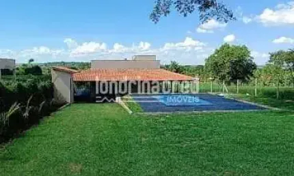 Chácara Mobiliada no cond. favoreto | 1.050m² de lazer, segurança 24h e contato com a natureza | ag
