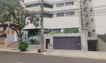 Apartamento no Edifício Mediterrâneo com 3 Quartos (1 Suíte), 4 Banheiros, Sacada, Sala Ampla, Cozi