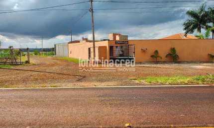 Chácara Mobiliada no Condomínio Água da Prata com Suíte, Piscina Aquecida, Churrasqueira, Fogão à L