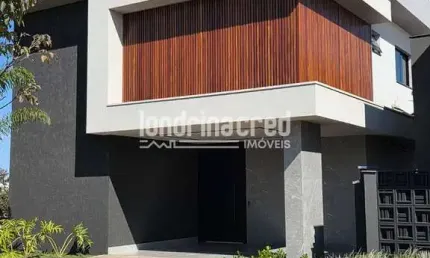 Casa em condomínio na região leste de Londrina com 226 m², 4 suítes, escritório, área gourmet, pisc