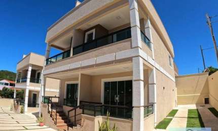 Venda e locação: Duplex com 2 Suítes - Bosque do Peró - Cabo Frio