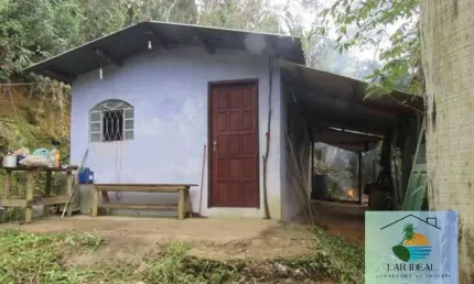 Mini chácara c/ terreno de 3 mil m2 em São Pedro da Serra - Nova Friburgo
