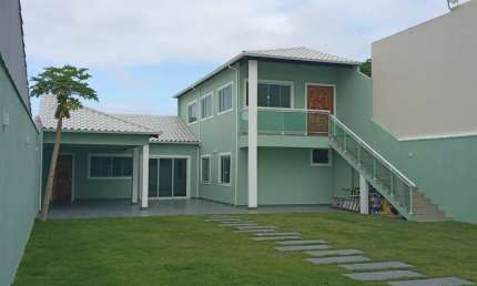 Casa com 2 Pavimentos-Balneário da Conchas - São Pedro da Aldeia