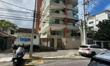 Excelente cobertura na quadra da praia do forte em cabo frio