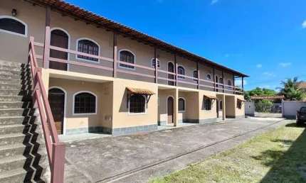 Prédio c/ 06 Apartamentos ótimo investimento em Araruama -RJ