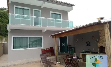 Casa com Piscina no Residencial Caminho de Búzios-RJ