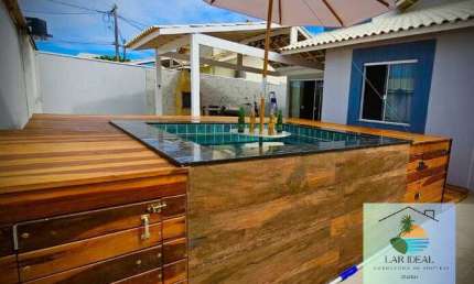 Casa porteira fechada c/ hidromassagem na Vila do Peró