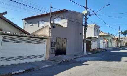 Casa com 2 quartos para alugar na Rua Tiradentes, 72, Vila Maria Augusta, Itaquaquecetuba
