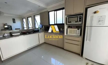 Casa de Laje 3 Dormitórios sendo  1 suíte e closet em Araranguá