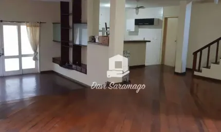 Bela Casa com 4 dormitórios à venda,  - Piratininga - Niterói/RJ