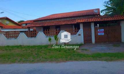 Casa com 3 dormitórios à venda, 220 m² área construída  e 854m2 de terreno em Chácaras de Inõa.