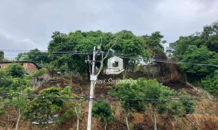 Terreno à venda na Estrada Francisco da Cruz Nunes, Pendotiba, Niterói