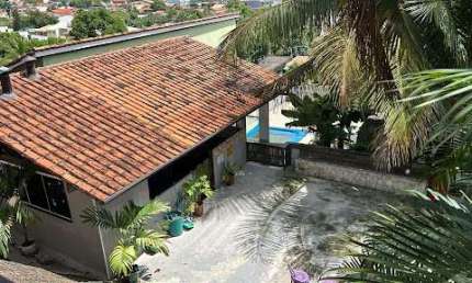 Casa com 3 Quartos à Venda, 194 m² por R$ 1.200.000 - Piratininga - Niterói/RJ