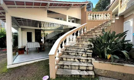 Casa com 4 quartos à venda na Rua Itapuca, Ingá, Niterói