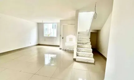 Casa com 3 quartos à venda na Rua Chile, Vila Progresso, Niterói