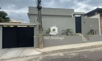 Casa a Venda Itaipuaçu com lazer completo, duas quadras da Praia