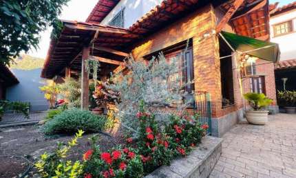 Casa em a Venda em São Francisco Próximo dos comércios.