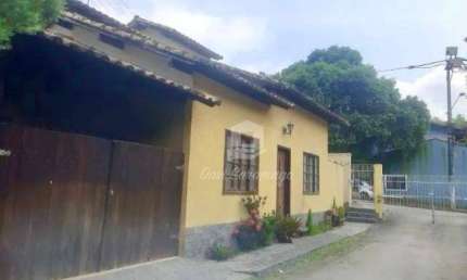 Casa em condomínio fechado com 2 quartos à venda na Rua Samambaia, Maria Paula, São Gonçalo