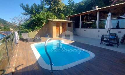 Casa com 4 quartos à venda na Rua dos Corais, Jardim Imbuí, Niterói