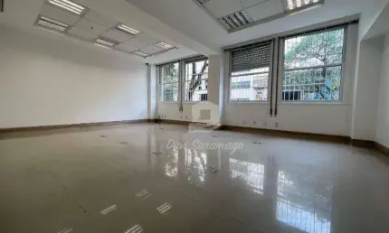 Sala comercial com 9 salas à venda na Rua Visconde de Inhaúma, Centro, Rio de Janeiro