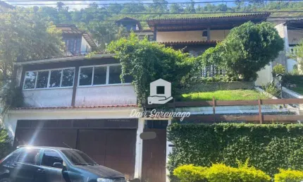 Casa à venda por R$ 1.450.000,00 - São Francisco - Niterói/RJ
