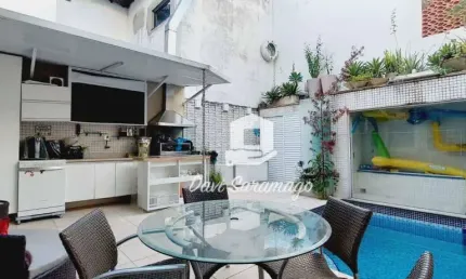 Casa com 3 quartos à venda na Rua Araribóia, São Francisco, Niterói