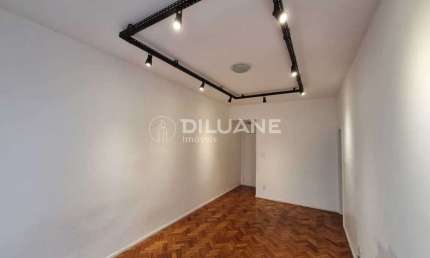 Apartamento com 3 quartos à venda na Rua Voluntários da Pátria, Botafogo, Rio de Janeiro, 90 m2 por R$ 690.000