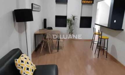 Casa em condomínio fechado com 9 quartos à venda na Rua Bartolomeu Portela, Botafogo, Rio de Janeiro, 240 m2 por R$ 1.690.000
