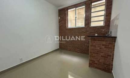 Kitnet / Stúdio à venda na Rua Marechal Francisco de Moura, Botafogo, Rio de Janeiro, 20 m2 por R$ 190.000