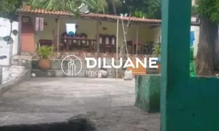 Casa com 4 quartos à venda na Rua Benjamin Constant, Largo do Barradas, Niterói, 400 m2 por R$ 900.000