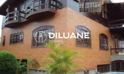 Casa com 4 quartos à venda na Rua Marcos Otávio Valadão, Camboinhas, Niterói, 500 m2 por R$ 2.800.000