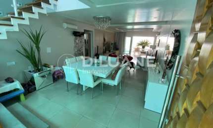 Casa em condomínio fechado com 3 quartos à venda na Rua Edma Rodrigues Valadão, Camboinhas, Niterói por R$ 2.500.000