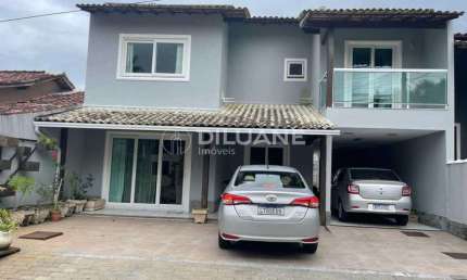 Casa em condomínio fechado com 4 quartos à venda na Rodovia Amaral Peixoto, Várzea das Moças, Niterói, 202 m2 por R$ 990.000