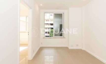 Apartamento com 1 quarto à venda na Rua Figueiredo Magalhães, Copacabana, Rio de Janeiro, 43 m2 por R$ 570.000