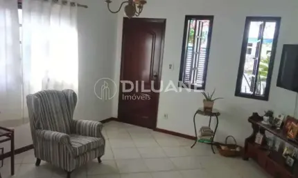 Apartamento com 5 quartos à venda na rua juriti, itaipu, niterói, 400 m2 por r$ 1.100.000