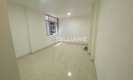 Sala comercial para alugar na Avenida Nossa Senhora de Copacabana, Copacabana, Rio de Janeiro, 30 m2 por R$ 500