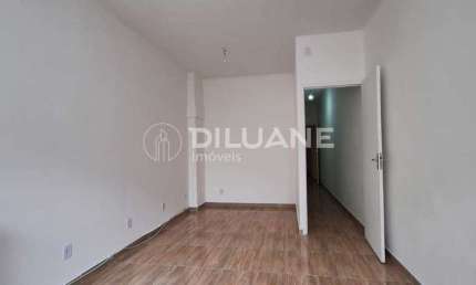 Sala comercial com 2 salas para alugar na Avenida Nossa Senhora de Copacabana, Copacabana, Rio de Janeiro, 46 m2 por R$ 1.600
