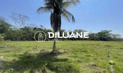 Terreno à venda na Avenida do Canal, Alto do Jacú (Sambaetiba), Itaboraí, 4483 m2 por R$ 150.000