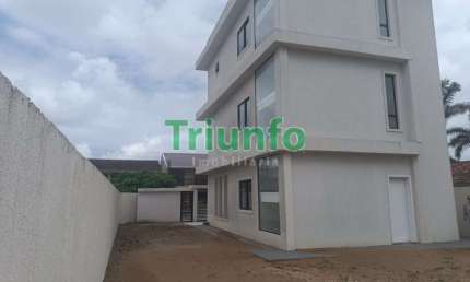 Sobrado com 3 quartos  à venda, 197.00 m2 por R$1780000.00  -  - Matinhos/PR